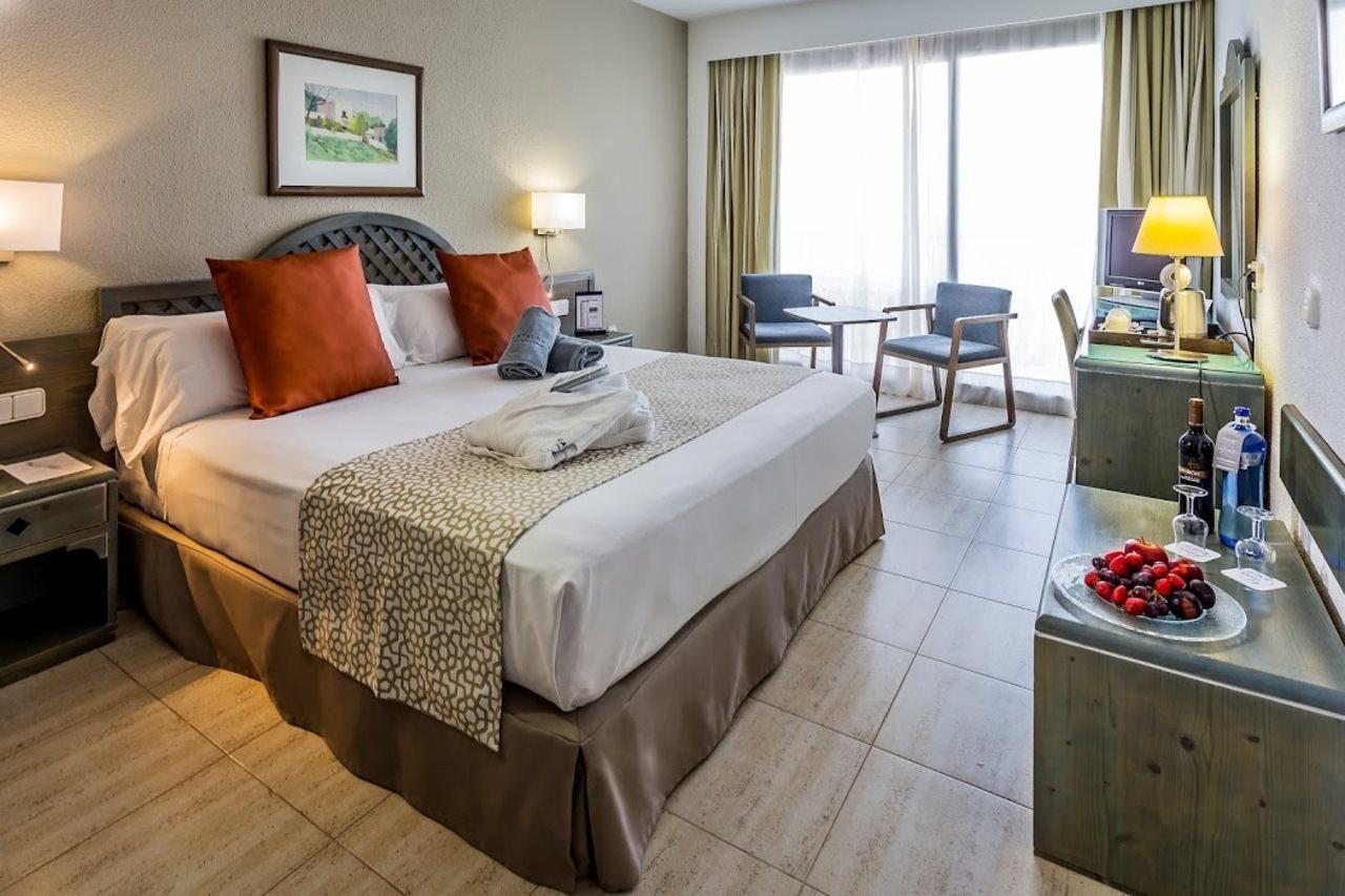 Catalonia Ses Estaques - Adults Only Hotel Santa Eularia des Riu Eksteriør billede