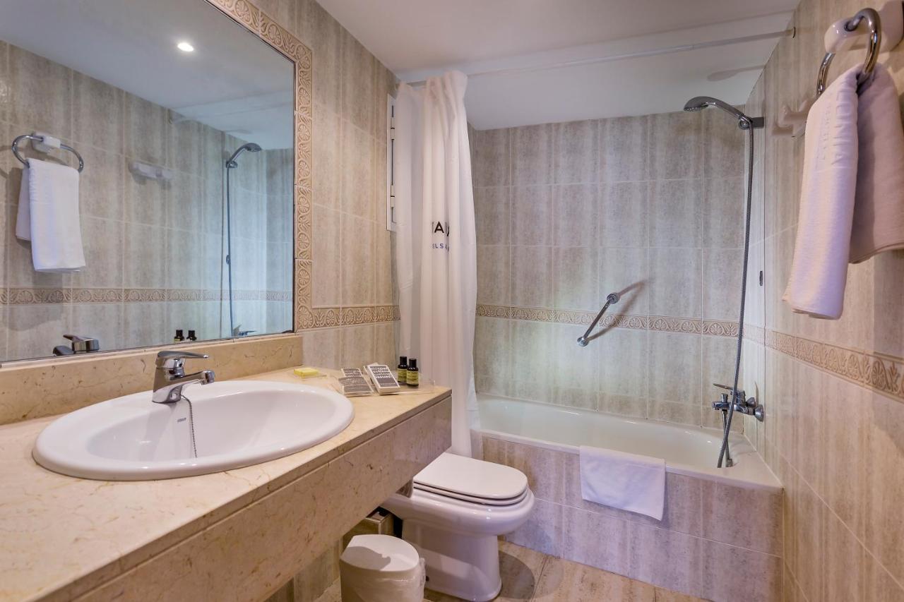 Catalonia Ses Estaques - Adults Only Hotel Santa Eularia des Riu Eksteriør billede