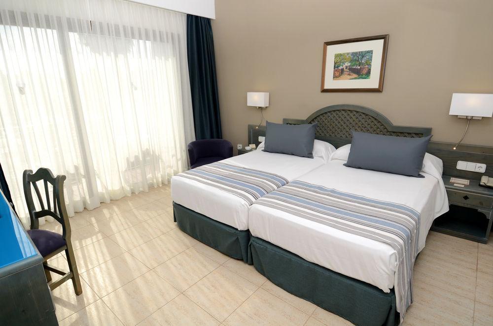 Catalonia Ses Estaques - Adults Only Hotel Santa Eularia des Riu Eksteriør billede
